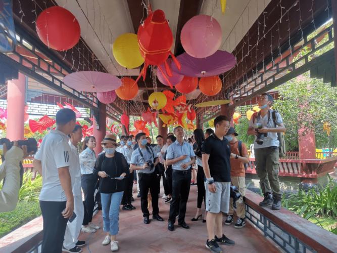 组织媒体记者参加顺峰山公园文旅采风体验活动,感受顺德独特文化韵味